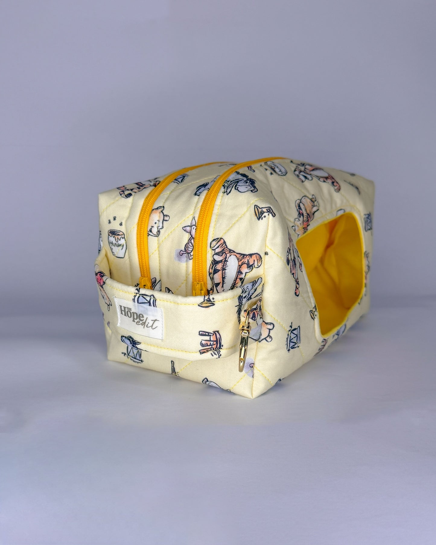 Bear Essential Wipe Pouch