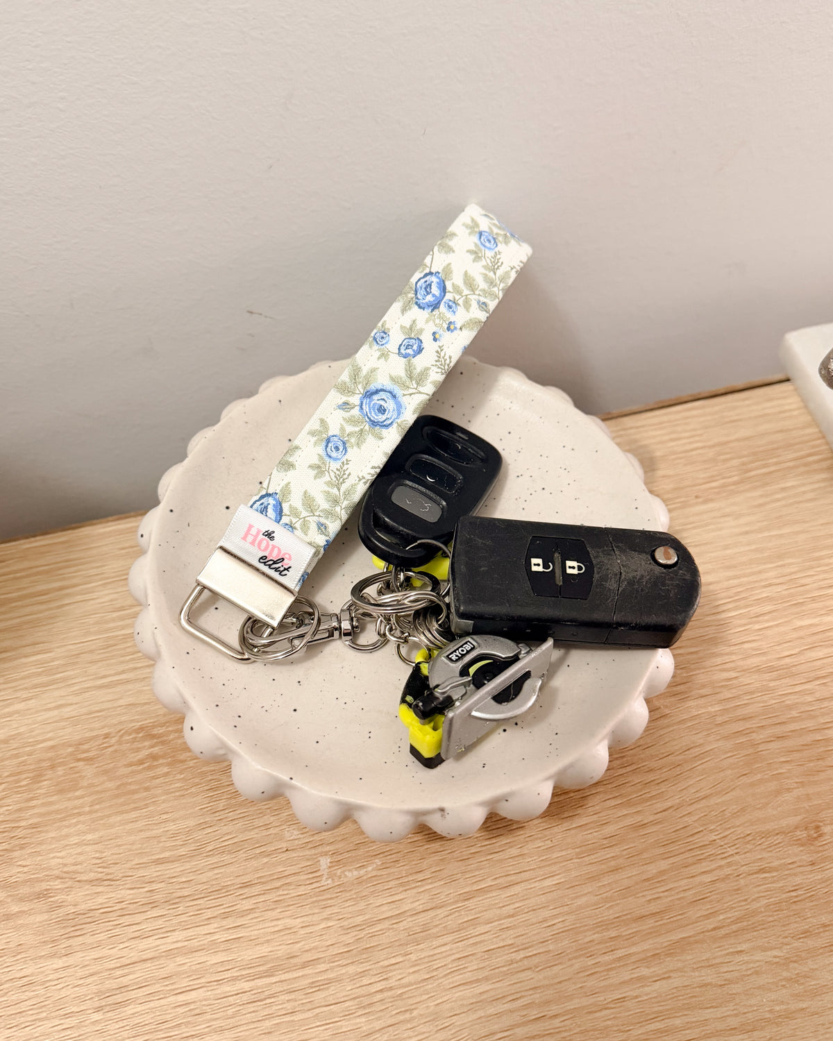 The Signature KeyFob Wristlet (Mama & Mini Sizes) – Lulu
