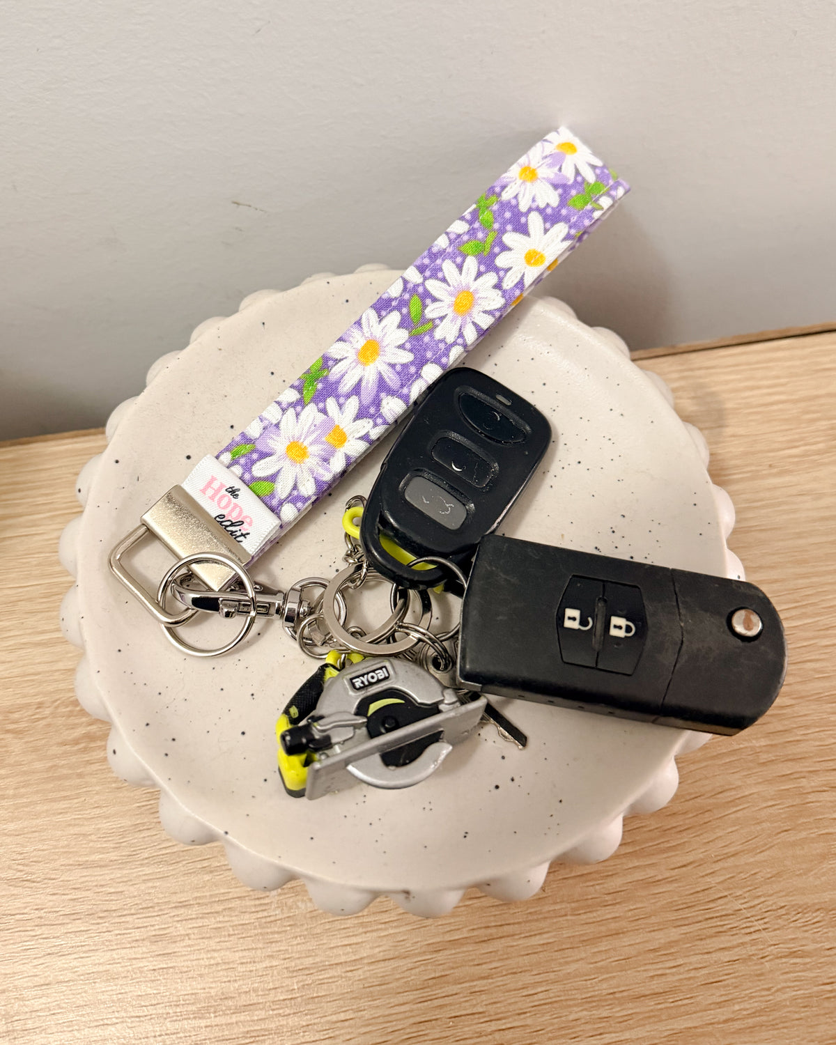 The Signature KeyFob Wristlet (Mama & Mini Sizes) – Purple Daisy