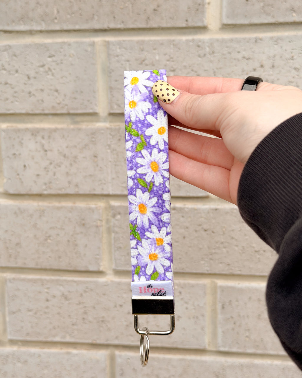 The Signature KeyFob Wristlet (Mama & Mini Sizes) – Purple Daisy