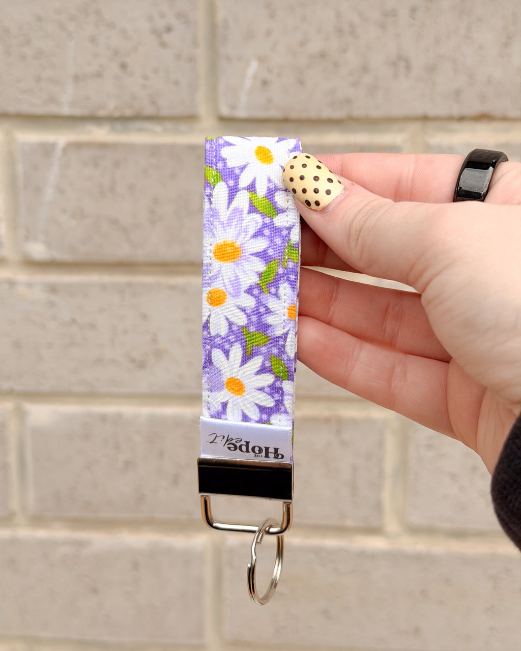 The Signature KeyFob Wristlet (Mama & Mini Sizes) – Purple Daisy